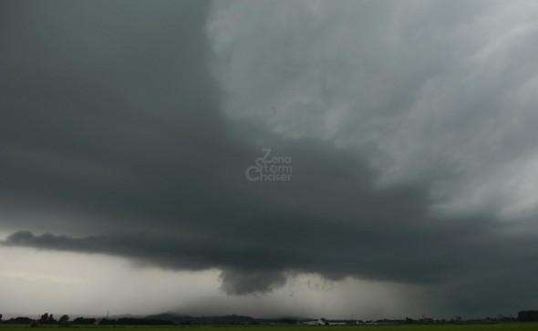 Shelf cloud