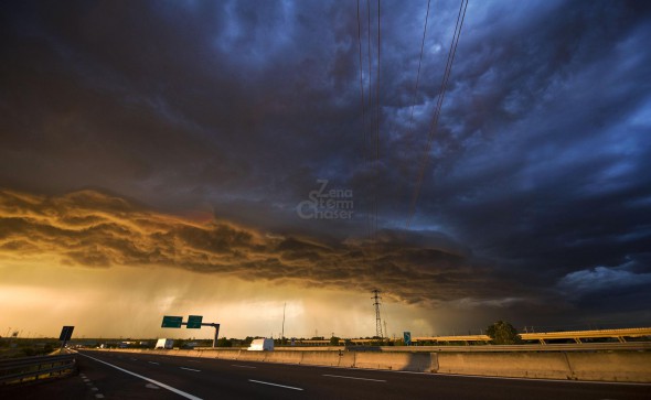 Shelf Cloud al tramonto