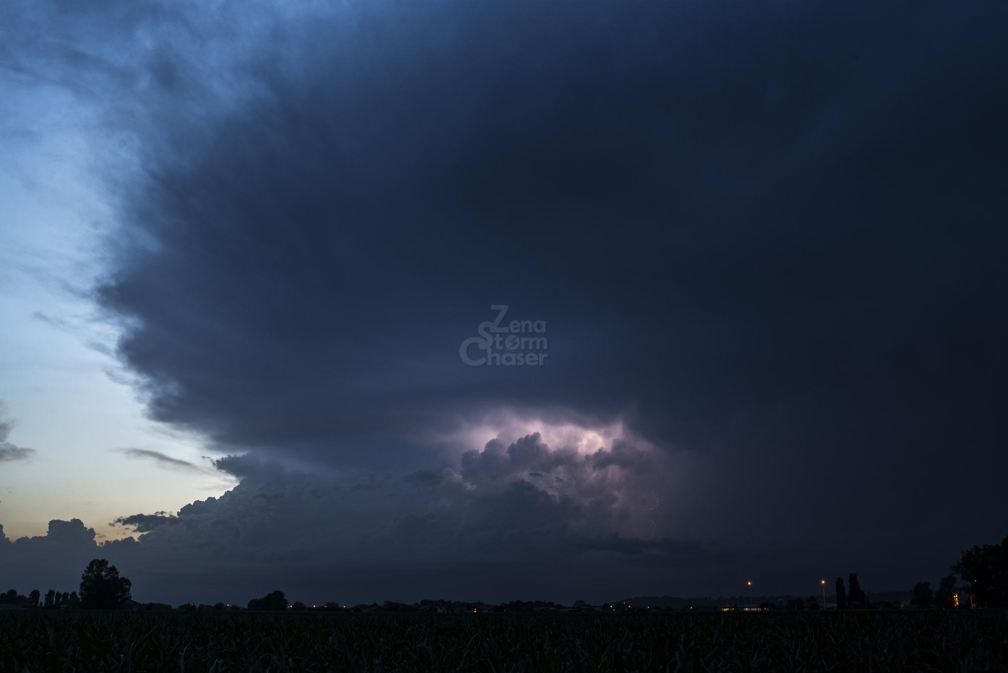 Supercella piemontese temporale serale 17 giugno 2016_2