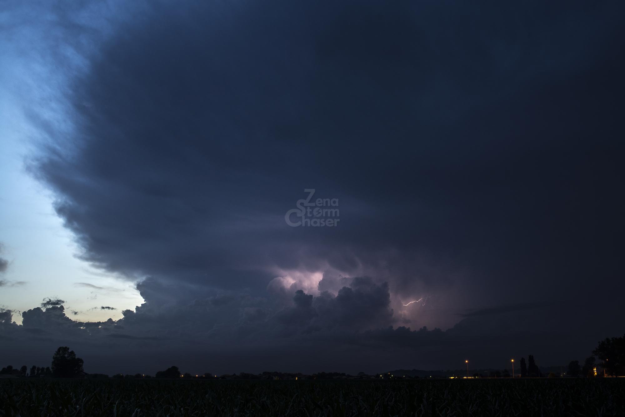 Supercella piemontese temporale serale 17 giugno 2016_6