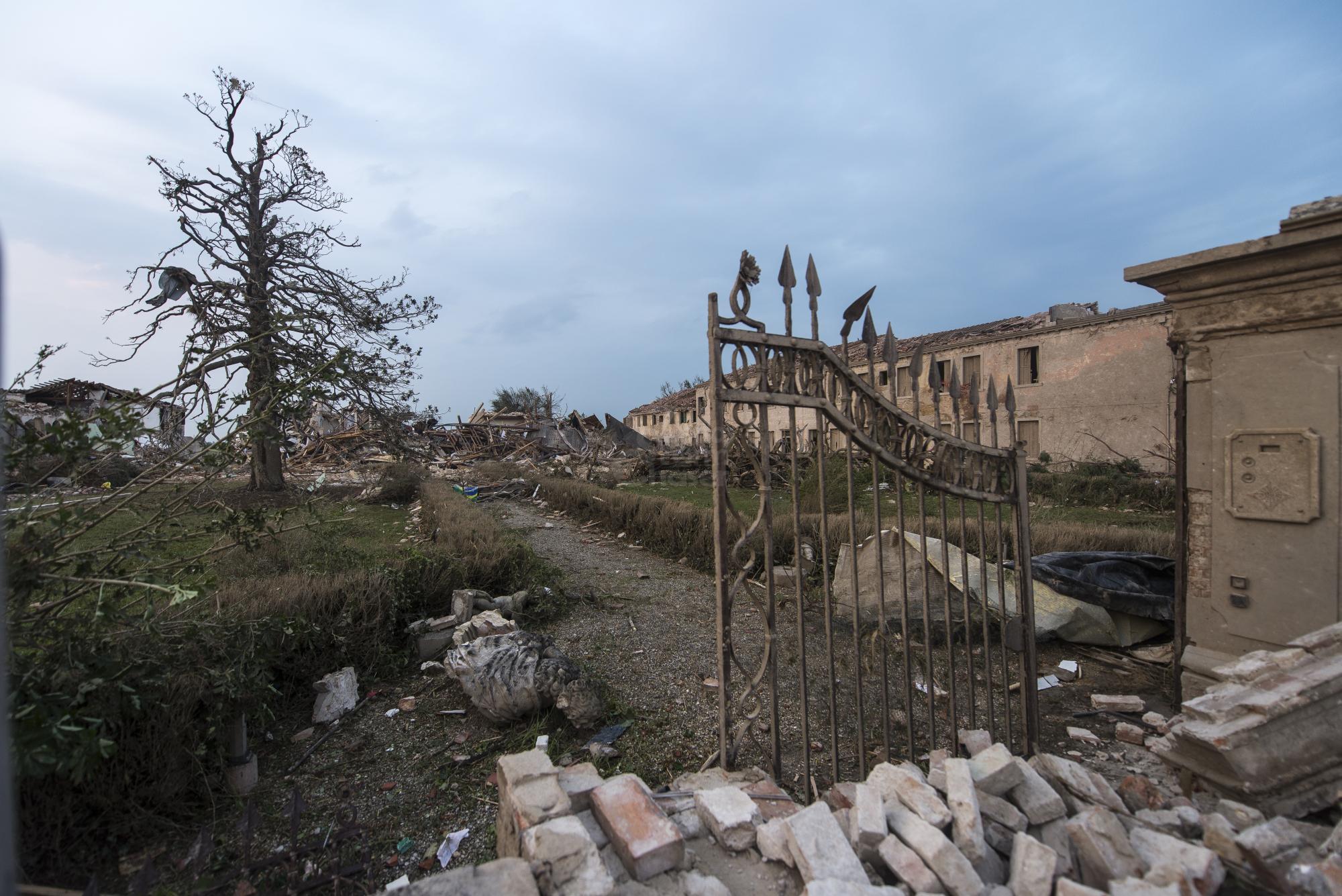 Tornado devastante a Dolo