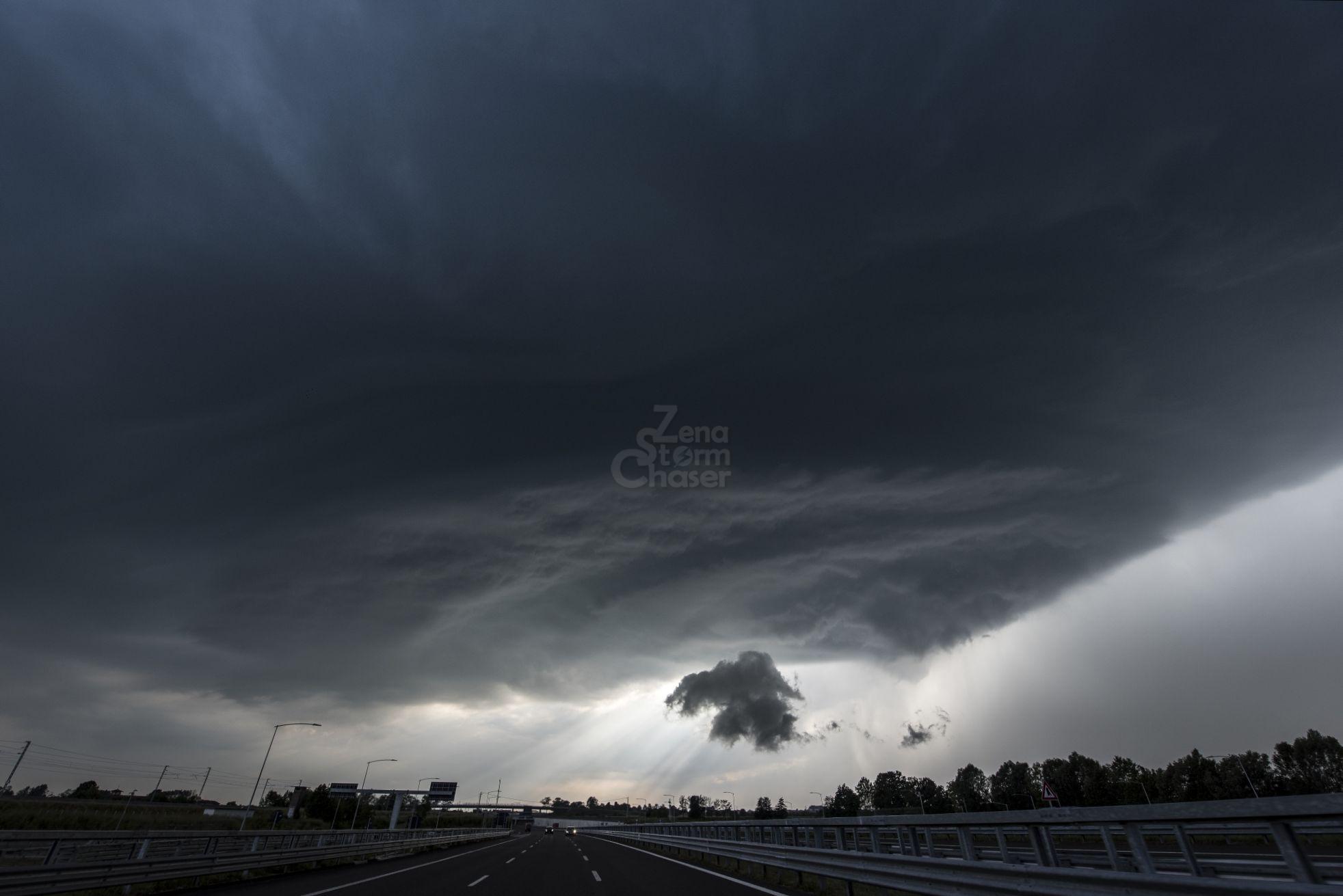 supercella striata Milano-Bergamo-Brescia 12 luglio 2016