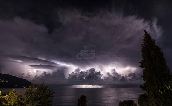 LUNEDI' 23 LUGLIO 2018: LINEA DI FORTI TEMPORALI SUL GOLFO LIGURE